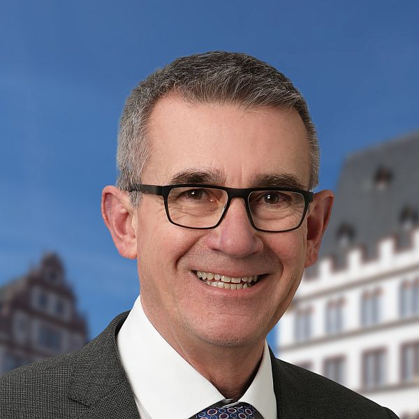  Jürgen Plunien