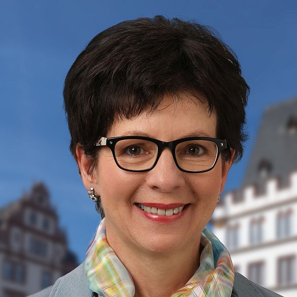  Eva-Maria Jeibmann